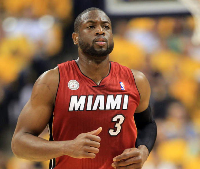 更让詹姆斯, com, 色的中投和